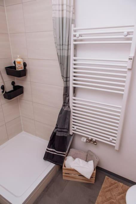 Sunny & Cozy - Netflix - Wifi - City - 4 Person 埃森 外观 照片